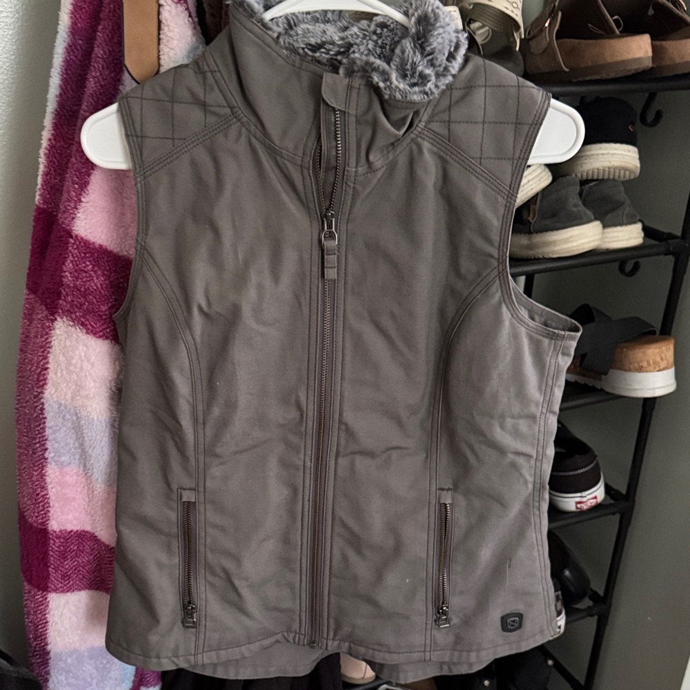 Women's Gray Quilted Vest
